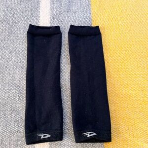 Pearl Zumi Merino Wool Cycling Knee Warmers